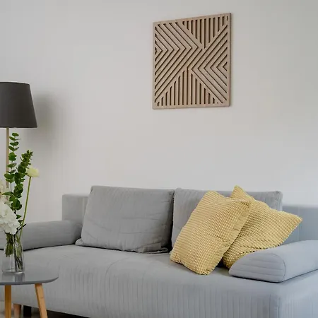 Studio Sloneczny Rynek Blisko Starego Miasta We Wroclawiu By Rent Like Wroclaw