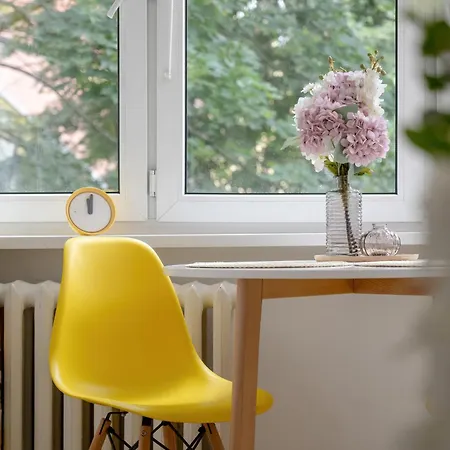 Studio Sloneczny Rynek Blisko Starego Miasta We Wroclawiu By Rent Like Apartment