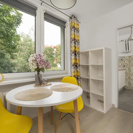 Studio Sloneczny Rynek Blisko Starego Miasta We Wroclawiu By Rent Like Apartment